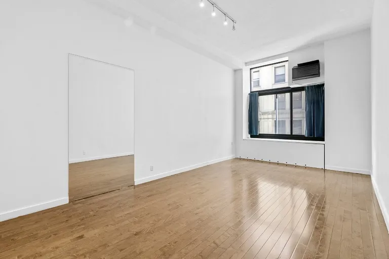New York City Real Estate | View 372 Fifth Avenue, 5C | room 1 | View 2
