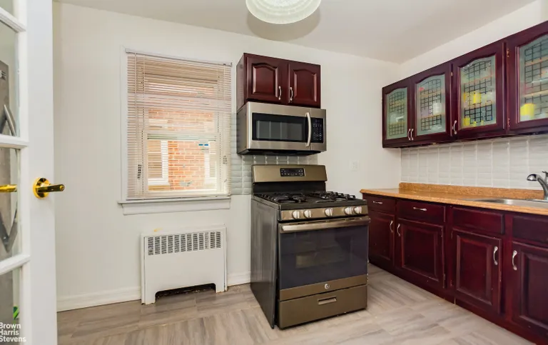 New York City Real Estate | View 439 West 263rd Street, 1 | room 5 | View 6