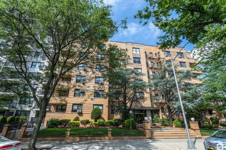 New York City Real Estate | View 1350 Ocean Parkway, 1D | room 15 | View 16