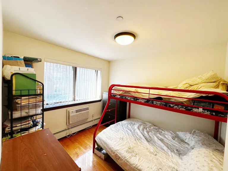 New York City Real Estate | View 42-47 Union Street, 2A | room 2 | View 3