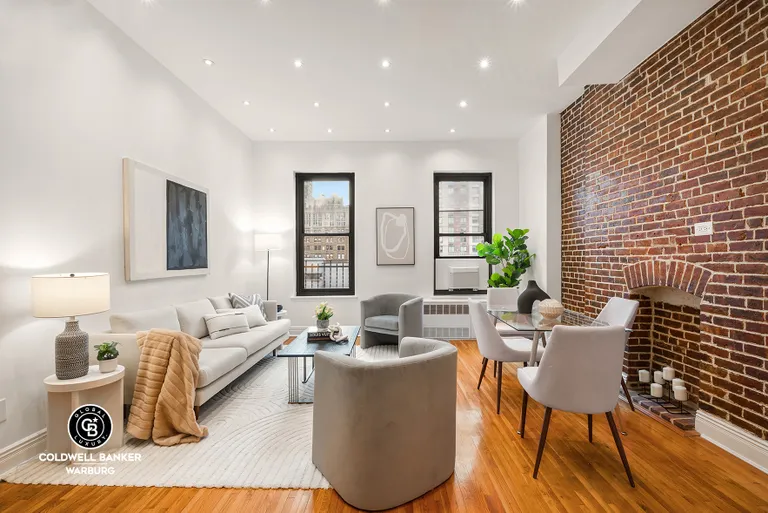 New York City Real Estate | View 36 West 35th Street, PHF | 2 Beds, 1 Bath | View 1