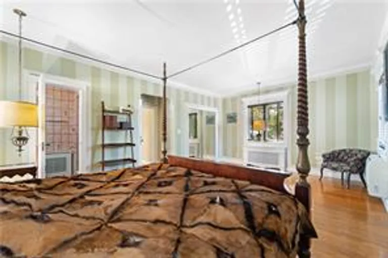 New York City Real Estate | View 194 Falmouth Street, * | room 21 | View 22