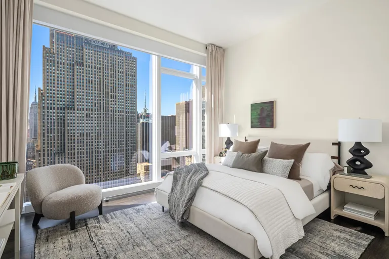 New York City Real Estate | View 20 West 53rd Street, 43 | room 10 | View 11