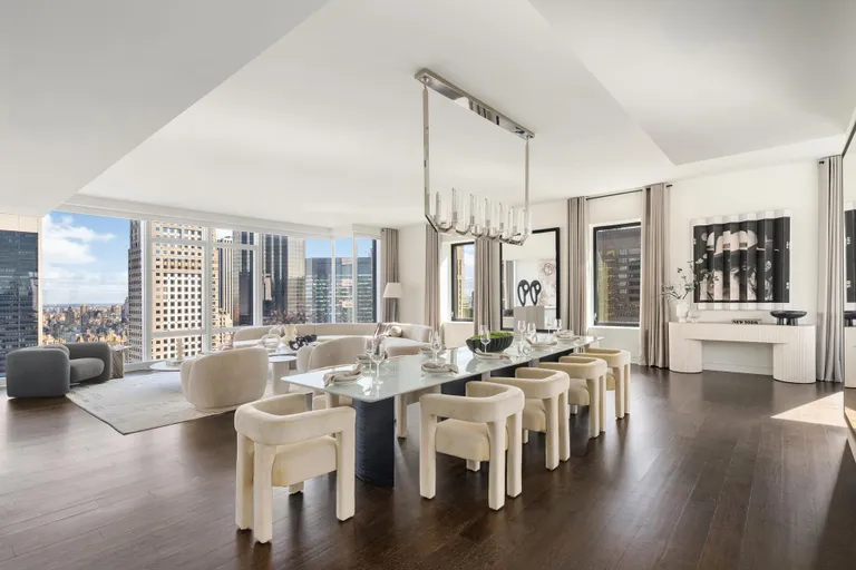 New York City Real Estate | View 20 West 53rd Street, 43 | room 3 | View 4