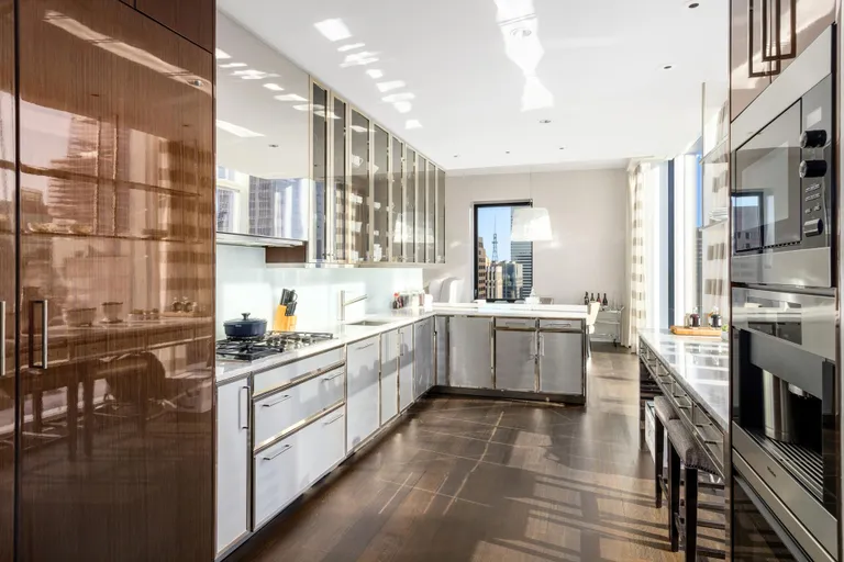 New York City Real Estate | View 20 West 53rd Street, 45A | room 4 | View 5