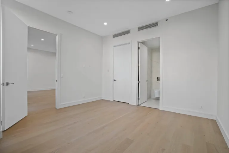 New York City Real Estate | View 316 22nd Street, 1C | room 11 | View 12