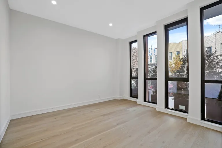 New York City Real Estate | View 316 22nd Street, 1C | room 9 | View 10