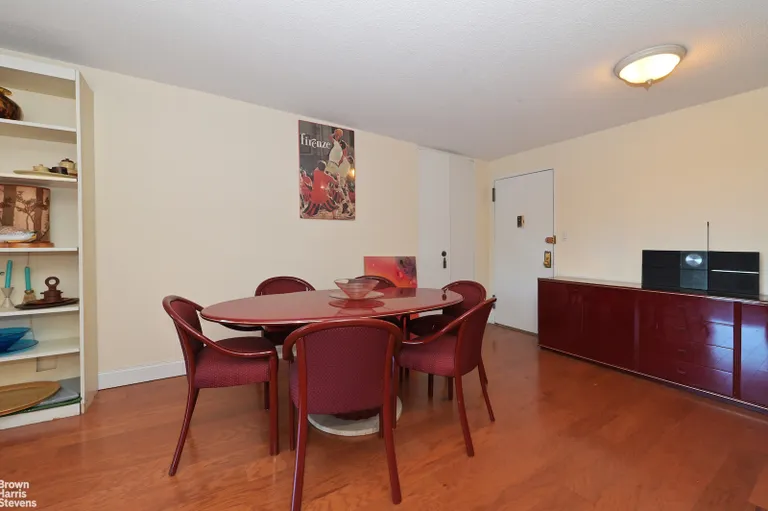 New York City Real Estate | View 118-17 Union Turnpike, 2F | room 6 | View 7