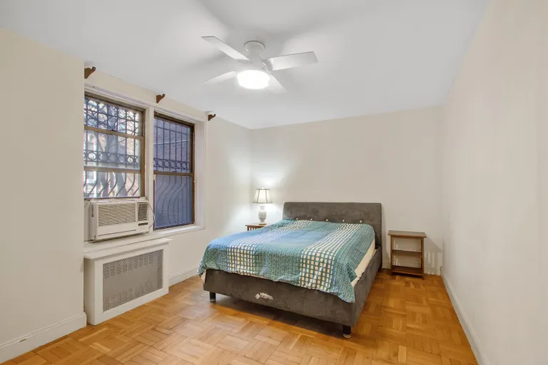New York City Real Estate | View 70 Park Terrace East, 1J | room 7 | View 8