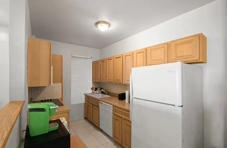 New York City Real Estate | View 414 61st Street, 4A | room 2 | View 3