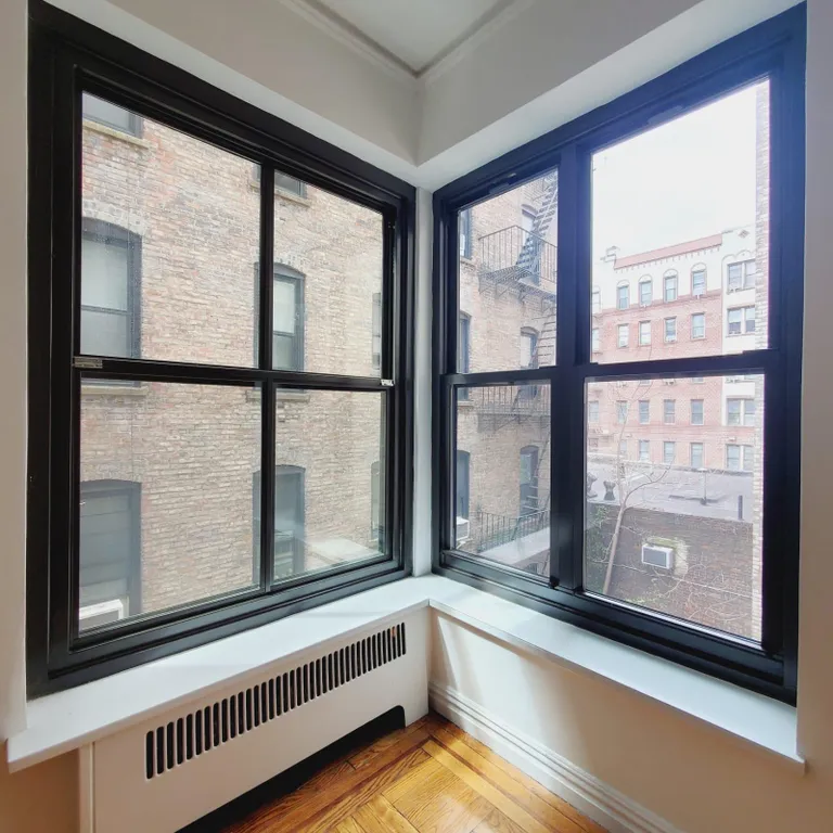 New York City Real Estate | View Cooper Street | room 23 | View 24