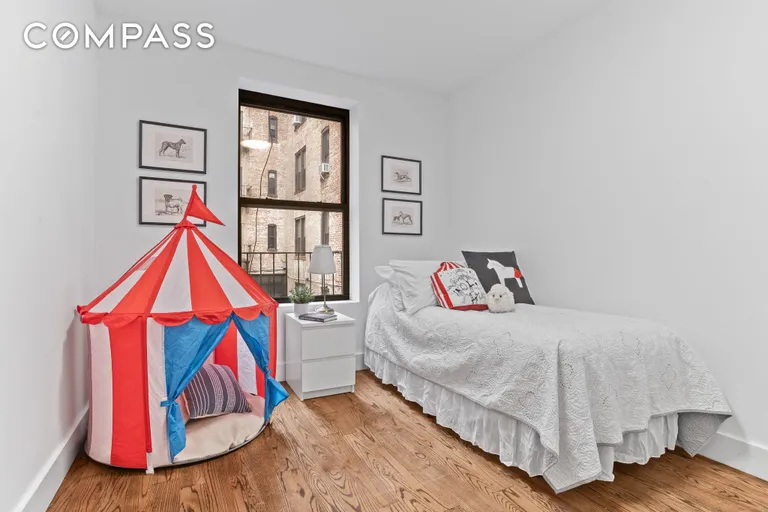 New York City Real Estate | View 17 East 17th Street, B5 | room 7 | View 8