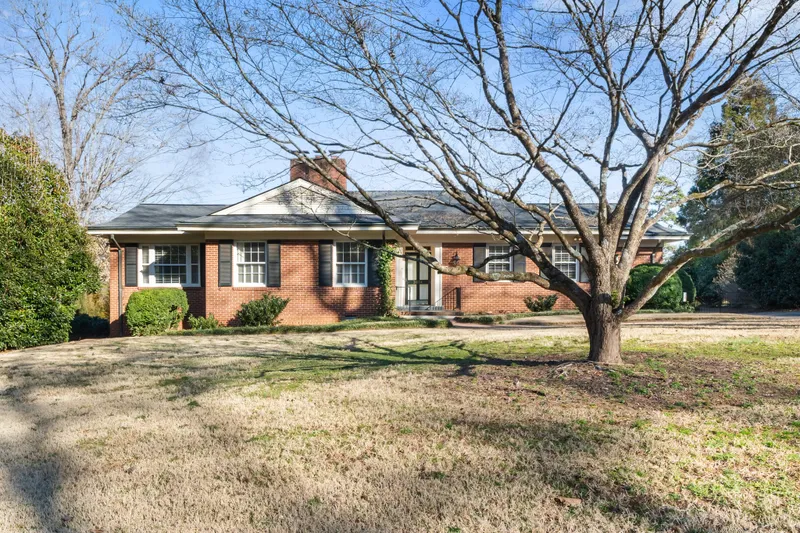 Find Luxury Real Estate in Raleigh | Corcoran DeRonja Real Estate