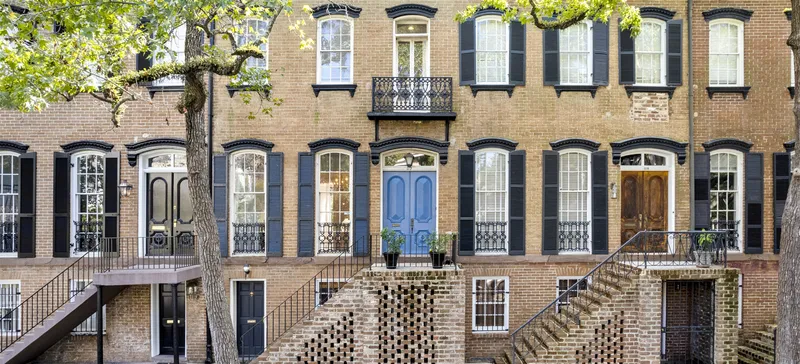 Find Luxury Real Estate in the Historic Landmark District of Savannah | Corcoran Austin Hill Realty