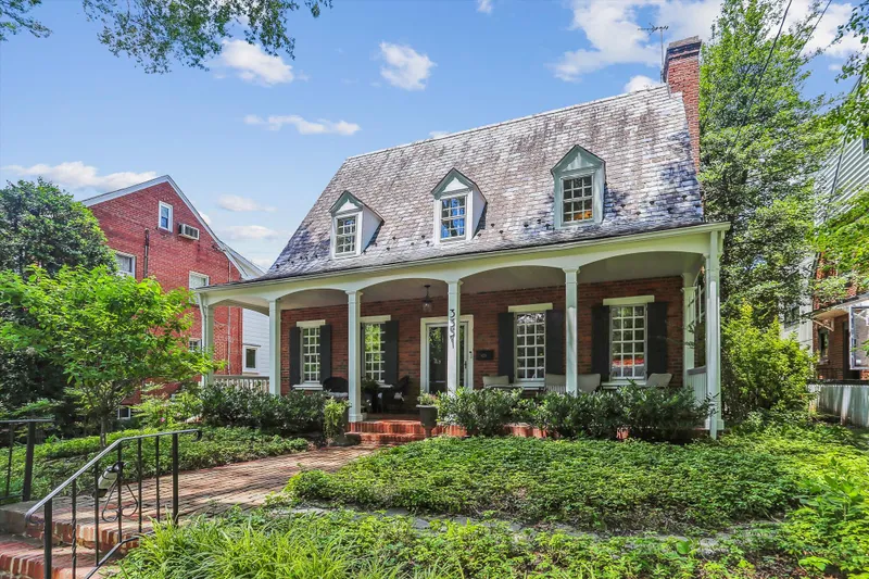 Find Luxury Real Estate in Washington DC | Corcoran McEnearney