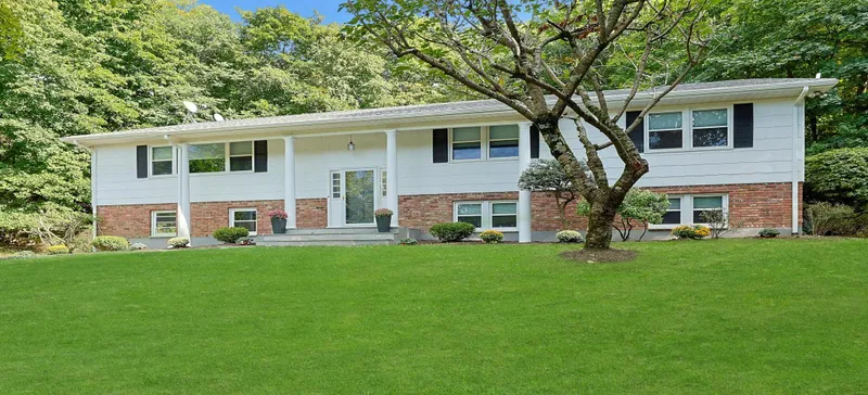 Find Luxury Real Estate in Irvington | Corcoran Legends Realty