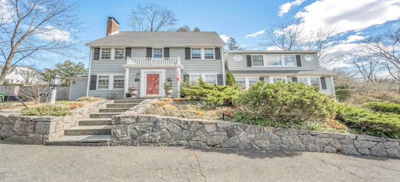 Find Luxury Real Estate in Sleepy Hollow | Corcoran Legends Realty