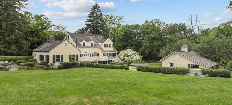Find Luxury Real Estate in Bedford | Corcoran Legends Realty