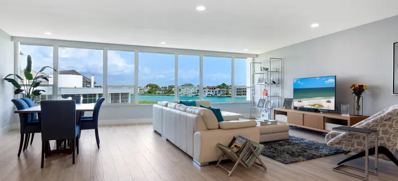 Find Luxury Real Estate in Longboat Key | Corcoran Dwellings