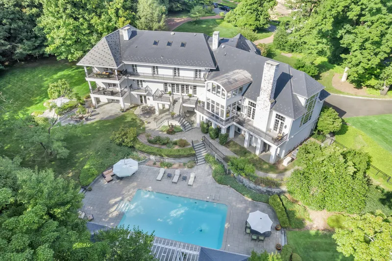 Find Luxury Real Estate in Bergen County | Corcoran Infinity Properties