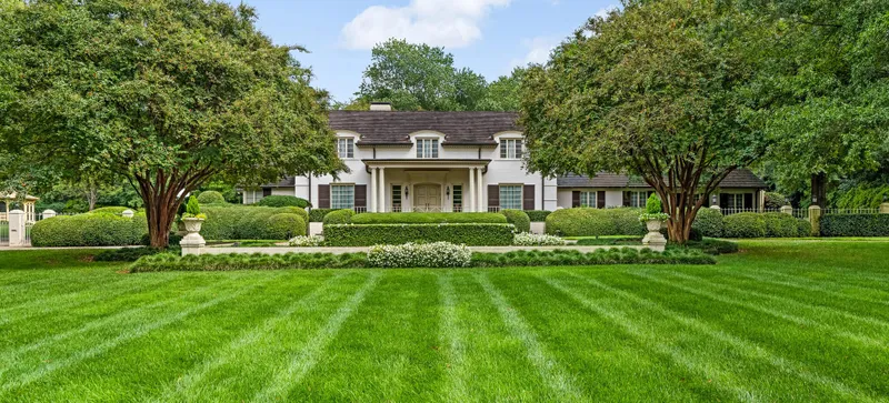 Find Luxury Real Estate in Charlotte | Corcoran HM Properties