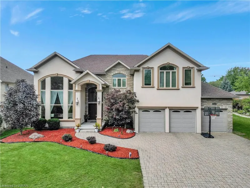 Find Luxury Real Estate in Kitchener | Corcoran Horizon Realty