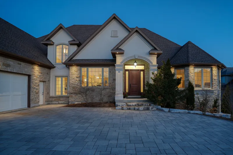 Find Luxury Real Estate in Kitchener | Corcoran Horizon Realty