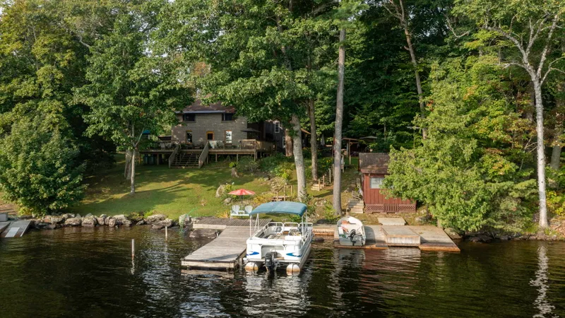 Find Luxury Real Estate in Muskoka | Corcoran Horizon Realty
