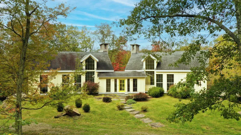 Find Luxury Real Estate in Poughquag | Corcoran Country Living 