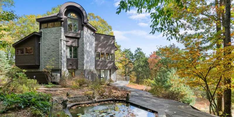 Find Luxury Real Estate in Bearsville | Corcoran Country Living 