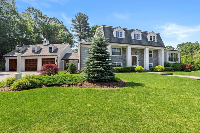 Find Luxury Real Estate in Hingham | Corcoran Property Advisors