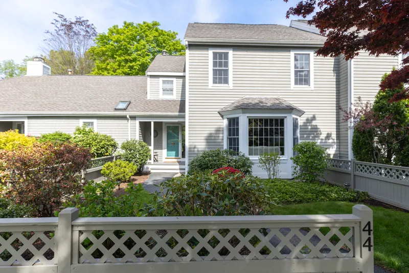 Find Luxury Real Estate in Hingham | Corcoran Property Advisors