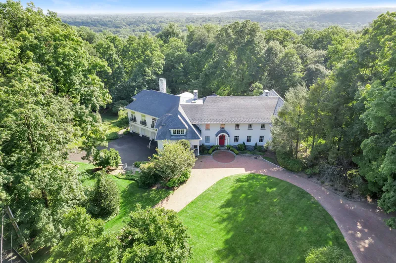 Find Luxury Real Estate in Bergen County | Corcoran Infinity Properties