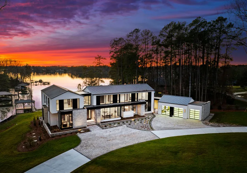 Find Luxury Real Estate in Mooresville | Corcoran HM Properties