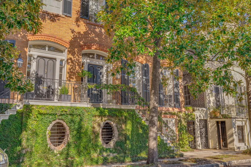 Find Luxury Real Estate in Savannah | Corcoran Austin Hill Realty
