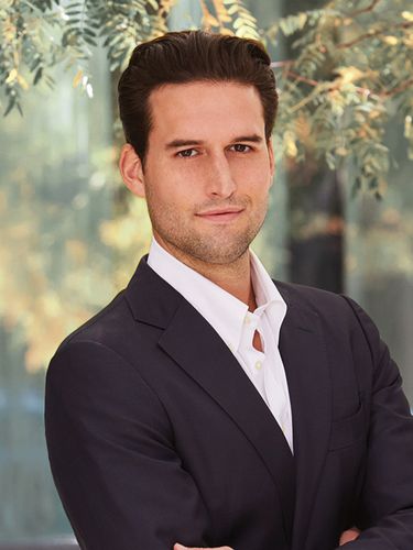 Nick Riback | Licensed RE Salesperson | Corcoran