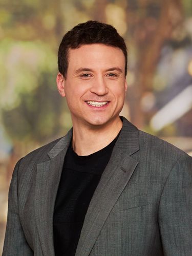 Alex Grapstein | Licensed RE Salesperson | Corcoran