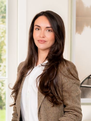 Taylor Morrell | Licensed RE Salesperson | Corcoran