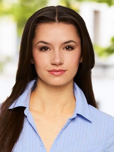 Alex Burgess | Licensed RE Salesperson | Corcoran