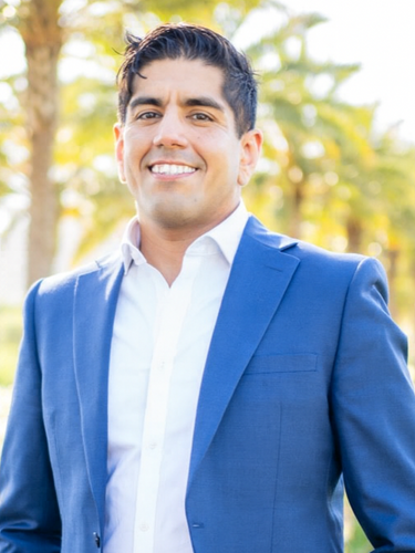 Alex Khan | Sales Associate | Corcoran
