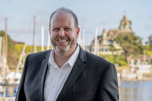Joshua Cook, Corcoran Icon Properties | The Corcoran Group